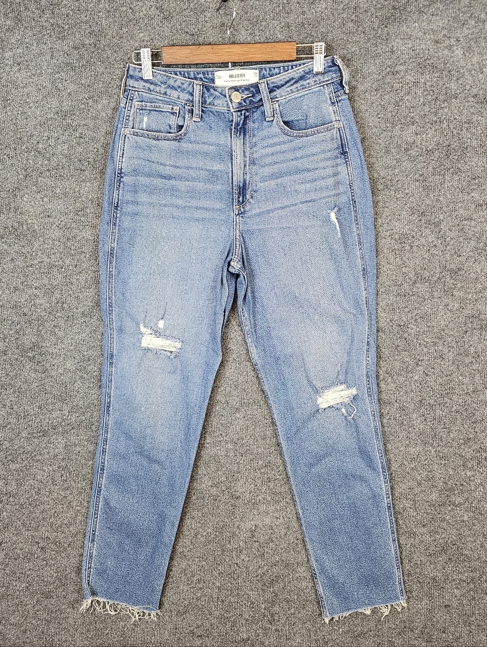 HOLLISTER Distressed High-Rise Vintage Straight Jeans | Light Wash Raw Hem